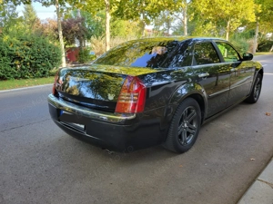 Chrysler 300C accept schimburi variante - imagine 4 Chrysler 300C accept schimburi variante - imagine 4