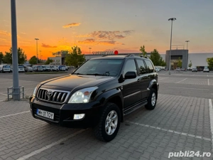 Toyota Land Cruiser Autoutilitara 4 locuri