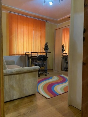 DAMBOVITA - ETAJ 2 - BLOC IZOLAT - 3 CAMERE - 2 BAI - 2 BALCOANE - CENTRALA PROPRIE - BOXA - imagine 5