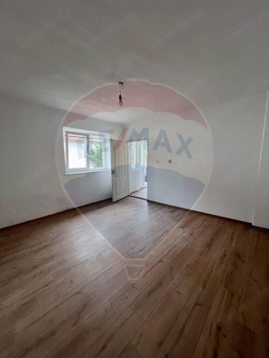 Casă / Vilă cu 5 camere de vânzare - imagine 6