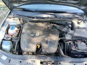 Skoda Octavia 2003 - imagine 6