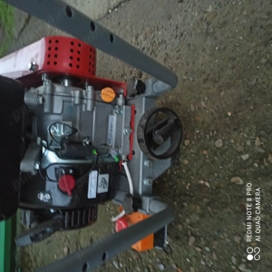 Mașina de tocat crengi resturi vegetale marca hecht  - imagine 2