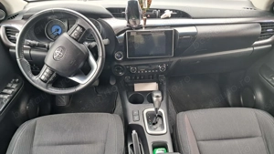 Toyota Hilux, 2.4 D-4D, an 2018, AUTOMATA,  4X4, stare IMPECABILĂ! - imagine 7