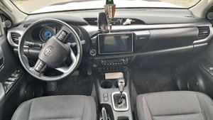 Toyota Hilux, 2.4 D-4D, an 2018, AUTOMATA,  4X4, stare IMPECABILĂ! - imagine 15