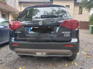 Suzuki Vitara 4x4 Hybrid (benzină+electric) prim proprietar <29.000 km - imagine 4