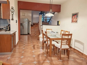 Casă în Hărman, suprafață 220 mp, 400 mp teren. - imagine 4