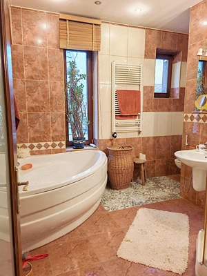 Casă în Hărman, suprafață 220 mp, 400 mp teren. - imagine 8