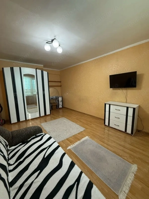 de vanzare garsoniera in zona Stadion