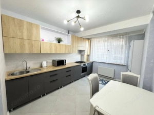 de vanzare apartament cu 2 camere decomandat zona Sagului