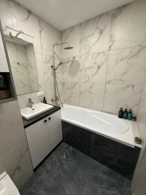 de vanzare apartament 2 camere situat in zona Girocului - imagine 3