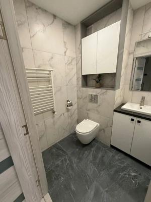 de vanzare apartament 2 camere situat in zona Girocului - imagine 2