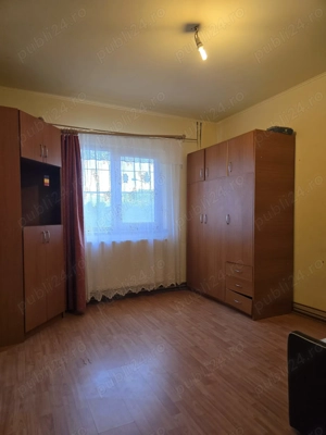 Apartament 4 camere decomandat Dambovita