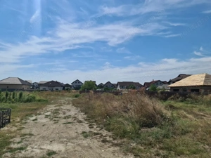 Vânzare teren intravilan situat în Târgu Jiu, strada Bicaz - imagine 3