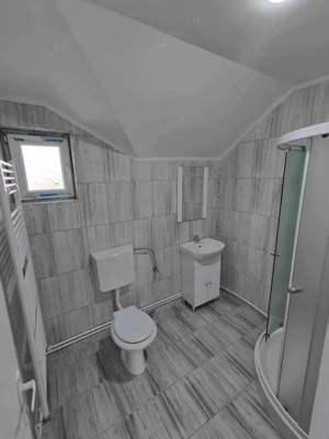 Vânzare casă situată în Târgu Jiu, strada Salcâmului - imagine 6