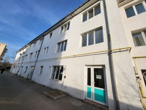 Vânzare apartament 2 camere, situat în Rovinari, strada Florilor - imagine 6