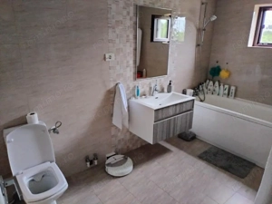 Vânzare casă cu piscină, în cartier privat - zona Dumbrava - imagine 7