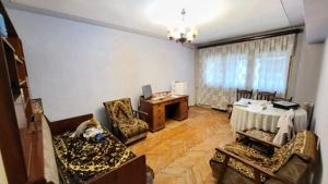 Vânzare apartament 3 camere - Târgu Jiu, strada Castanilor - zona Diana - imagine 2