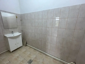 Vânzare spațiu comercial  P+1 *oportunitate de investiție* - Comuna Bălănești - imagine 4