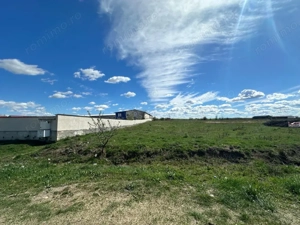 Închiriere teren intravilan situat în Târgu Jiu - strada Narciselor  - imagine 3