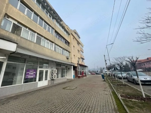 Vânzare spațiu comercial - renovat - Rovinari