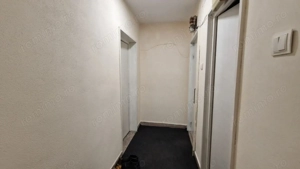 Vânzare apartament 3 camere, situat în Târgu Jiu, strada Nicolae Bălcescu - imagine 9