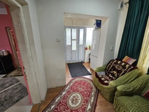 Vânzare proprietate, situată în Târgu Jiu, strada Victoriei - zona peco MOL - imagine 2