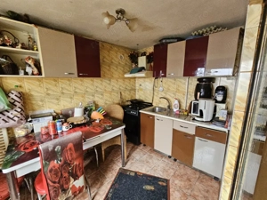 Vânzare proprietate, situată în Târgu Jiu, strada Victoriei - zona peco MOL - imagine 6