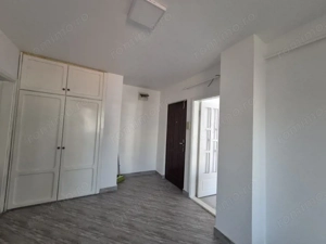 Vânzare apartament central *3 camere, situat în Târgu Jiu, strada Cerna - imagine 5