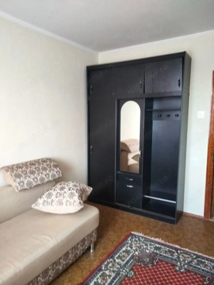vanzare un apartament cu 2 camere zona Aradului - imagine 3
