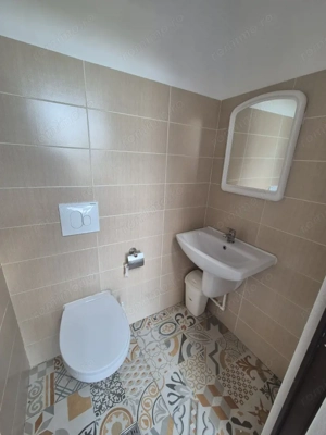 Spațiu comercial în Peștișani – vizibilitate maximă și poziție strategică  - imagine 5