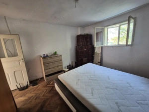 Vânzare casă cu teren impresionant, în Targu Jiu, strada Slobozia - imagine 5 Vânzare casă cu teren impresionant, în Targu Jiu, strada Slobozia - imagine 5