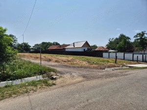 Teren intravilan parcelabil *dublă deschidere - utilități complete* Com. Lelești - imagine 2