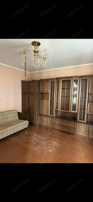de vanzare apartament cu doua camere zona Dambovita