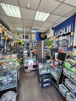 Închiriere spațiu comercial – vad excelent, zonă ultracentrală, strada Siretului - imagine 2