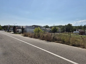 Teren de vânzare în Ursați, pretabil construcții rezidențiale  și comerciale - imagine 5