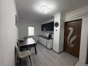 Vânzare apartament 2 camere et. 1 *mobilat-utilat* - Rovinari - zonă liniștită - imagine 5