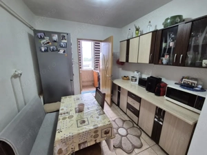Vânzare apartament 2 camere, decomandat, zonă liniștită, strada Zambilelor - imagine 4 Vânzare apartament 2 camere, decomandat, zonă liniștită, strada Zambilelor - imagine 4