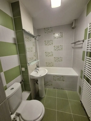 Vânzare apartament 2 camere transformat în 3, etaj 1, strada Comuna din Paris - imagine 8