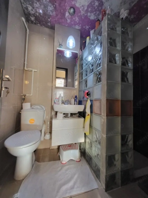 Vânzare apartament 2 camere - etaj 2 *modern mobilat și utilat* - zona 9 Mai - imagine 8