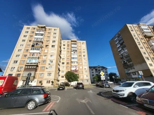 Vânzare apartament 2 camere - etaj 2 *modern mobilat și utilat* - zona 9 Mai - imagine 9