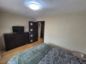 Vânzare apartament 2 camere transformat în 3, etaj 1, strada Comuna din Paris - imagine 3