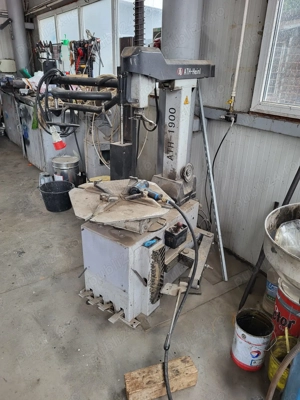 Angajam mecanic auto 