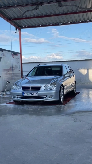 URGENT    Mercedes C class 2.2cdi 136 cp 2006