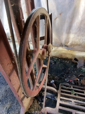 Mașina cusut,, Ileana,, - imagine 3