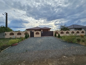 Casa de vanzare in Peciu Nou