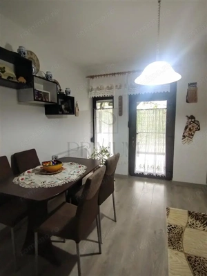 Duplex partial mobilat - zona excelenta - toate utilitatile - bucatarie inchisa - panouri solare - imagine 10