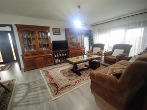 Duplex partial mobilat - zona excelenta - toate utilitatile - bucatarie inchisa - panouri solare - imagine 5