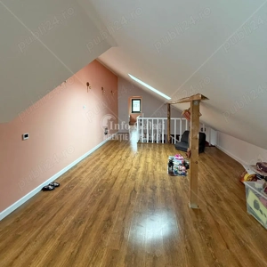 | Vila Parter + Mansarda | Teren 400 mp | Mobilata si Utilata | Arcasilor | - imagine 11