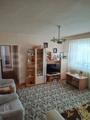  De vânzare – apartament spațios cu 3 camere, ideal pentru familie! - imagine 4