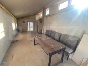 Oportunitate! Casă unifamilială semifinisată, P+M, 100 mp utili vedere la lac - imagine 4